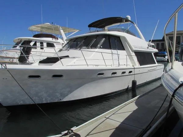 Slide: The Image of Bayliner 4788 Pilot House Motoryacht 1996 - 10