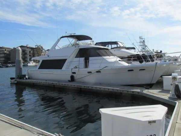Slide: The Image of Bayliner 4788 Pilot House Motoryacht 1996 - 11