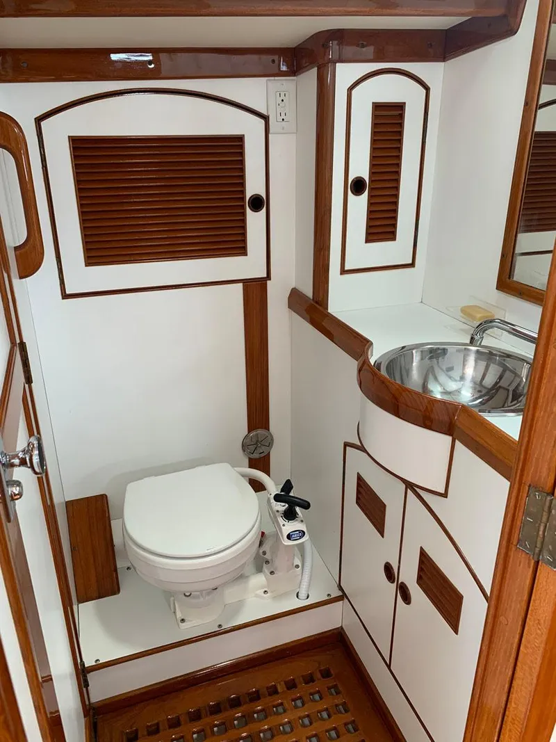 Slide: The Image of Aft Head - 24