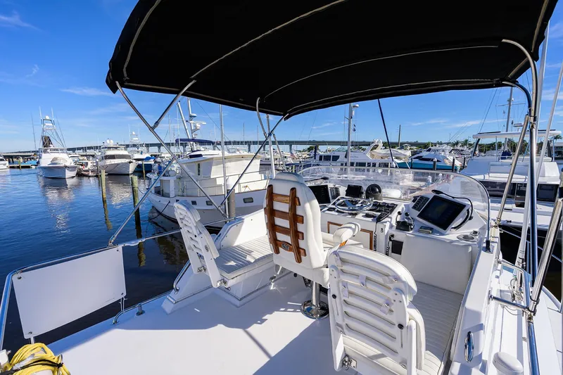 Slide: The Image of Bertram 38 - FIELD & SEA - - 31