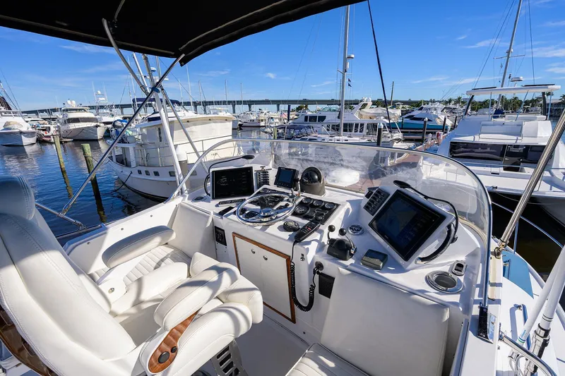 Slide: The Image of Bertram 38 - FIELD & SEA - - 34