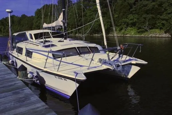 Slide: The Image of Gemini Performance Cruising 3200 1993 - 3