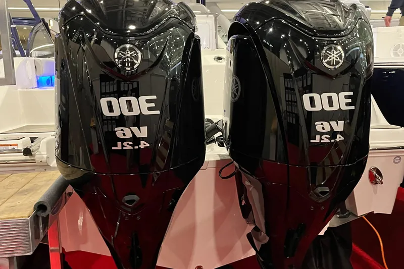 The Image of Black Painted Engines - 0