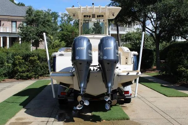 Slide: The Image of Scout 255 LXF 2015 - 9