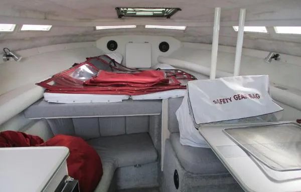 Slide: The Image of Wellcraft 2600 Express Cabin 1989 - 6