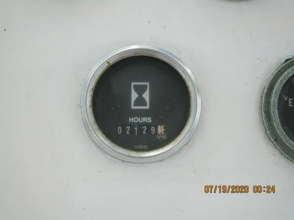 Slide: The Image of Bertram Motor Yacht 1980 - 8