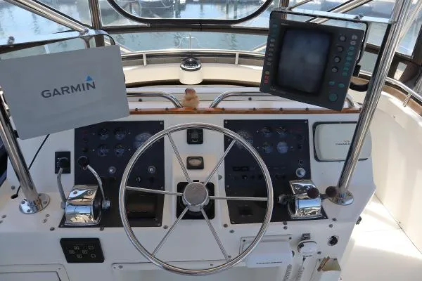 Slide: The Image of Pearson 34 Convertible 1990 - 4