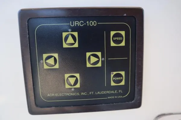Slide: The Image of Pearson 34 Convertible 1990 - 9