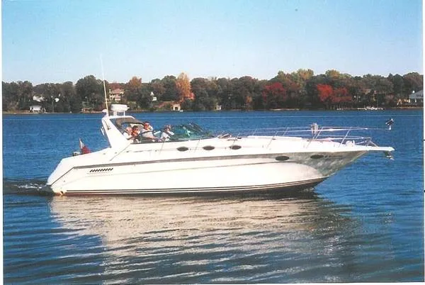 Slide: The Image of Sea Ray 370 Sundancer 1992 - 2