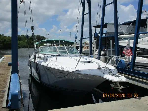 Slide: The Image of Sea Ray 370 Sundancer 1992 - 3