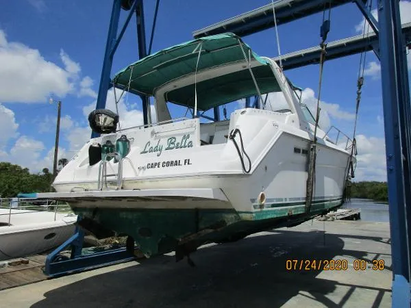 Slide: The Image of Sea Ray 370 Sundancer 1992 - 5
