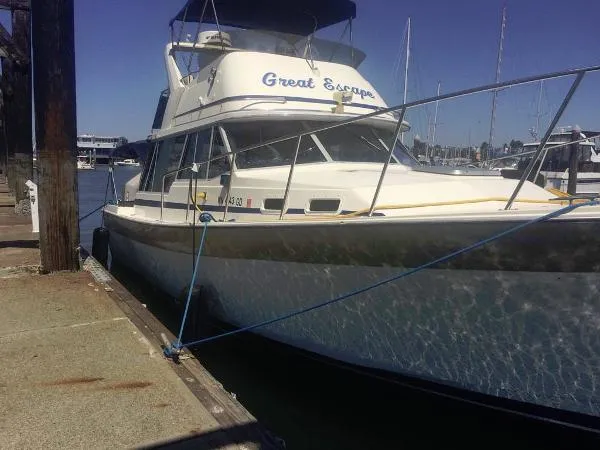 Slide: The Image of Bayliner Motoryacht 1984 - 0