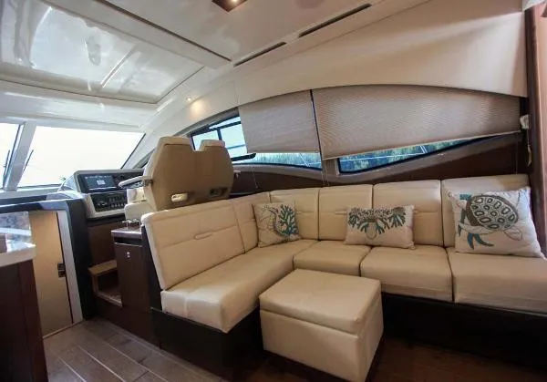 Slide: The Image of Sea Ray Sundancer 400 2017 - 9