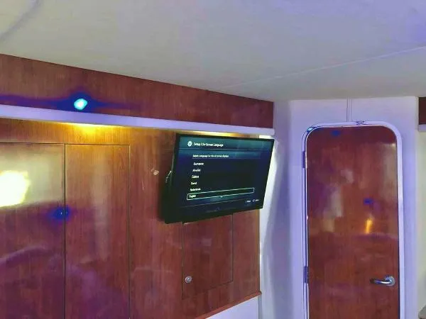 Slide: The Image of Sea Ray 390 Motor Yacht 2004 - 10