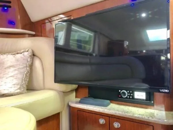 Slide: The Image of Sea Ray 390 Motor Yacht 2004 - 3