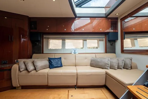 Slide: The Image of Sea Ray 510 Sundancer 2013 - 7