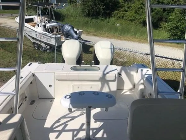 Slide: The Image of Pursuit 3370 Offshore 2006 - 6