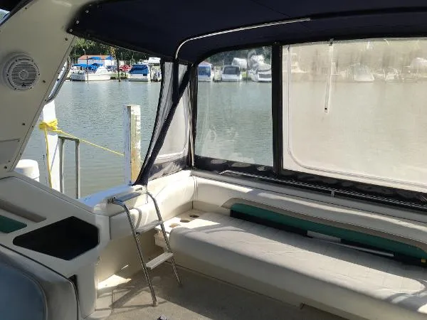 Slide: The Image of Sea Ray 400 Express Cruiser 1993 - 4