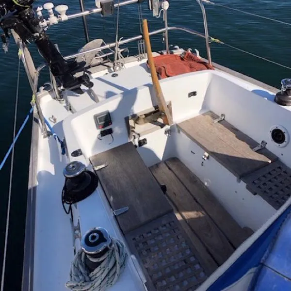 Slide: The Image of Rival Sloop 1980 - 7