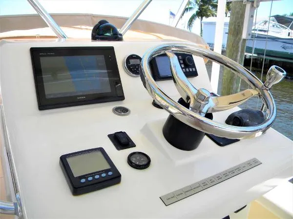 Slide: The Image of Dorado 30 Dorado LE 2005 - 8