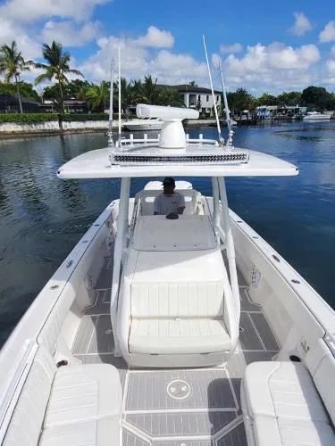 Slide: The Image of Intrepid 327 Center Console 2018 - 10