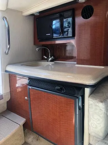 Slide: The Image of Sea Ray 290 Sun Sport 2005 - 8