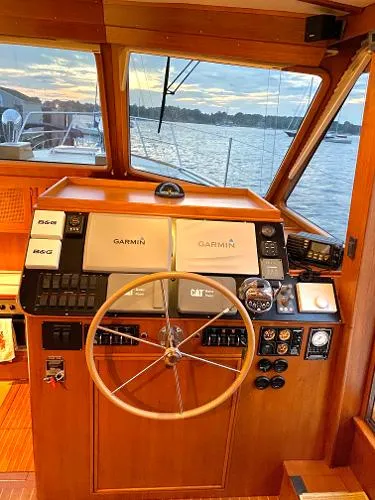 Slide: The Image of Lyman-Morse 52 Motoryacht 1994 - 8