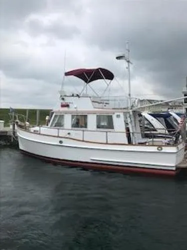 Slide: The Image of Grand Banks 32 Sedan 1977 - 0