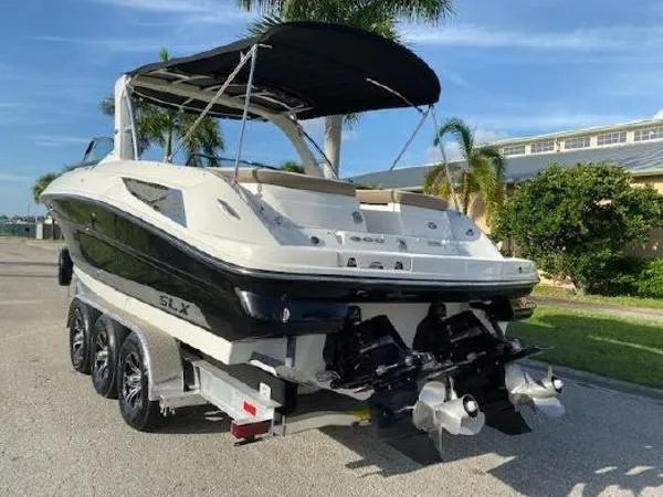 Slide: The Image of Sea Ray 300 SLX 2013 - 11