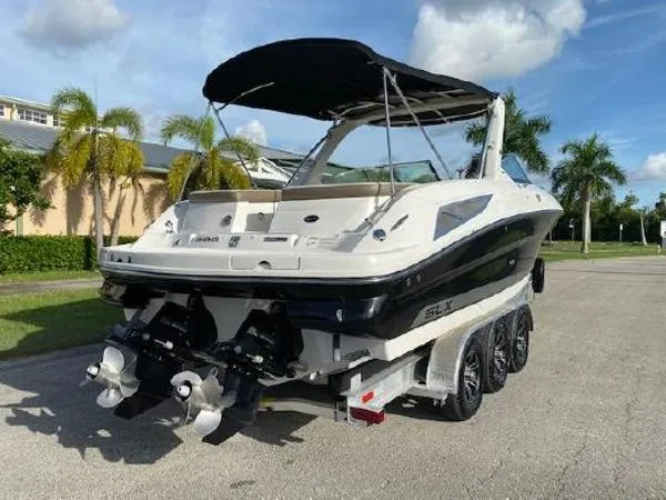 Slide: The Image of Sea Ray 300 SLX 2013 - 2