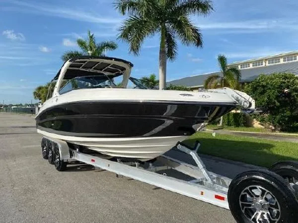 Slide: The Image of Sea Ray 300 SLX 2013 - 6
