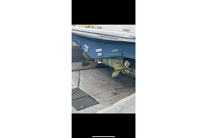 Slide: The Image of 2008 Tiara Yachts 3900 Sovran, blue hull, propeller and rudder detail. - 38