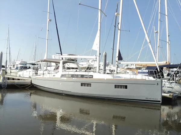 Slide: The Image of Beneteau Oceanis 38.1 2019 - 0