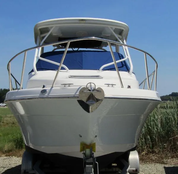 Slide: The Image of Robalo 265 Cuddy Cabin 2016 - 1