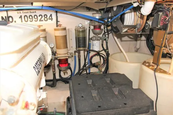 Slide: The Image of Sea Ray 580 Super Sun Sport 2000 - 10