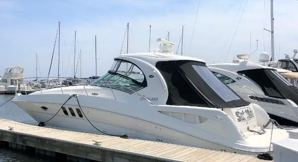Slide: The Image of Sea Ray 40 Sundancer 2008 - 4