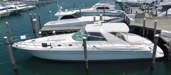 Slide: The Image of Sea Ray 580 Super Sun Sport 2000 - 0