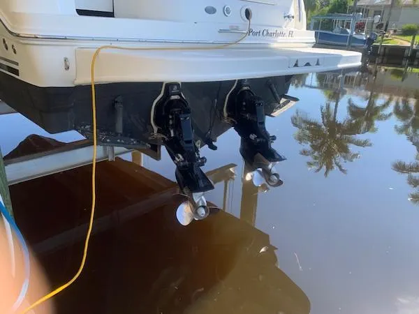 Slide: The Image of Sea Ray 290 Amberjack 2005 - 10