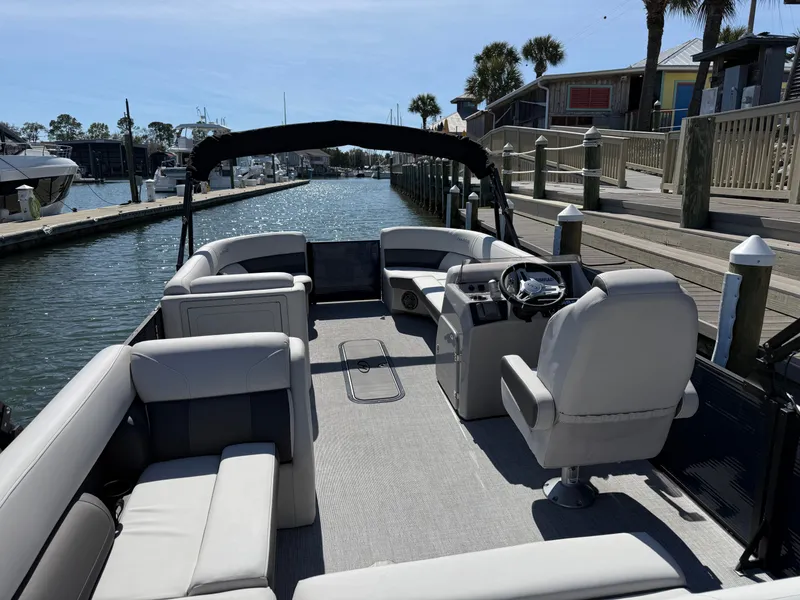Slide: The Image of Harris Cruiser 230 2023 - 18