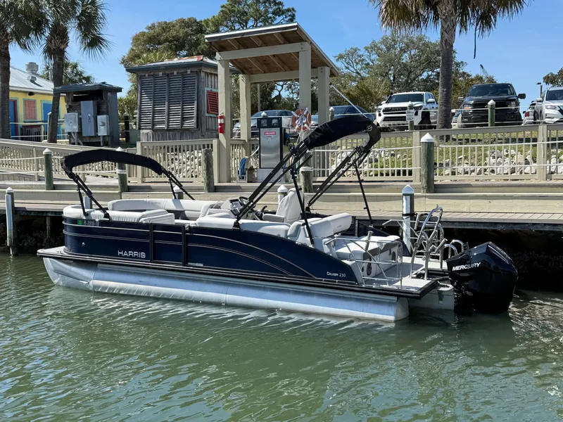 Slide: The Image of Harris Cruiser 230 2023 - 6