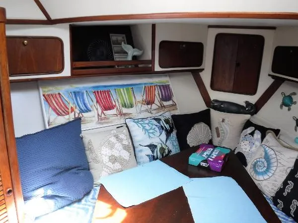 Slide: The Image of Gulfstar 44 Trawler/Motor Cruiser 1979 - 10