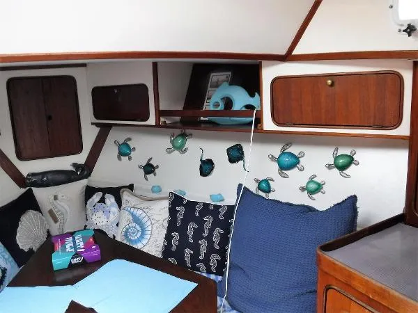 Slide: The Image of Gulfstar 44 Trawler/Motor Cruiser 1979 - 11