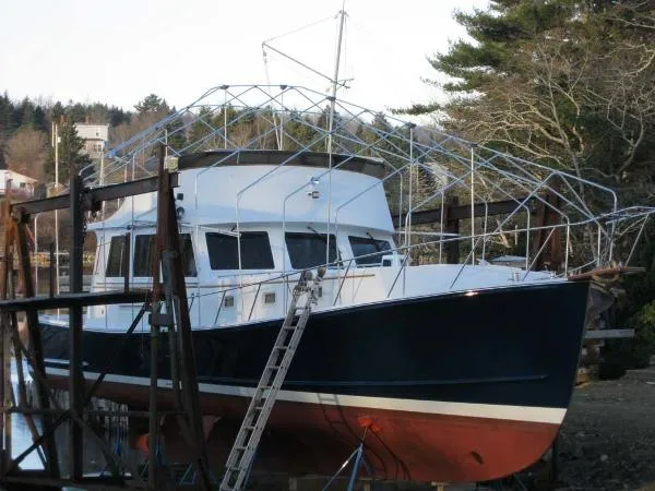 Slide: The Image of Jarvis Newman Flybridge Motoryacht 1987 - 9