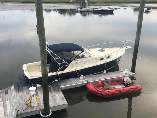 Slide: The Image of Mainship 30 Pilot II Rum Runner 2004 - 1