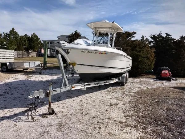 Slide: The Image of Robalo R242 Center Console 2015 - 1