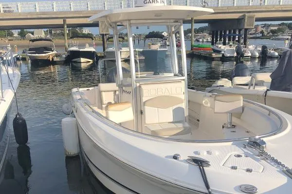 Slide: The Image of Robalo R242 Center Console 2015 - 11