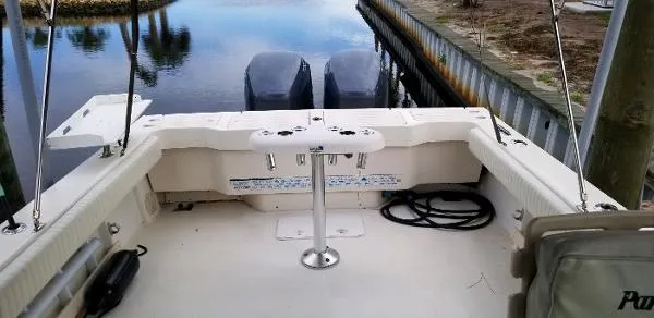 Slide: The Image of Parker Marine 2510 XL Walkaround 2007 - 6