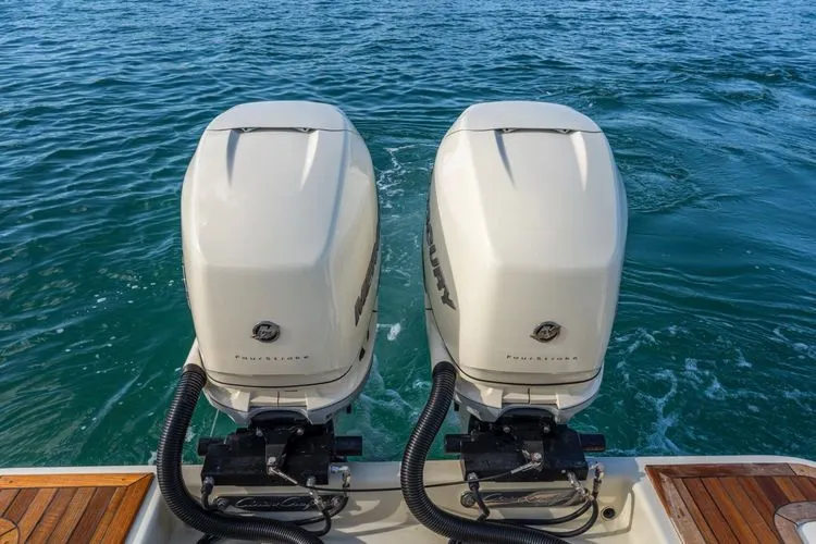 Slide: The Image of 2022 Chris-craft Catalina 30 - Image 10 - 10