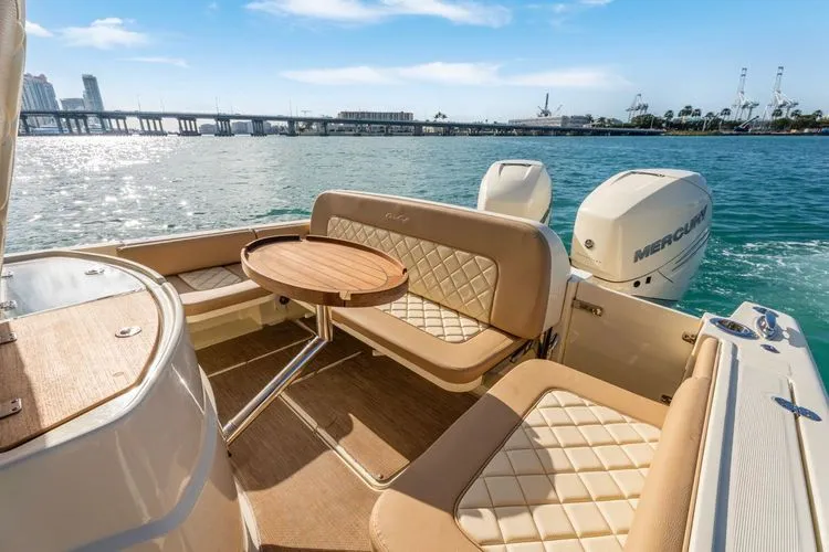 Slide: The Image of 2022 Chris-craft Catalina 30 - Image 15 - 15