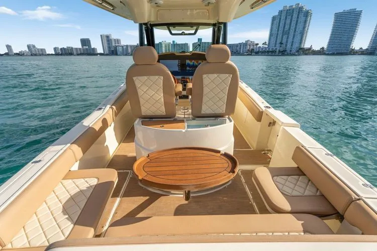 Slide: The Image of 2022 Chris-craft Catalina 30 - Image 16 - 16